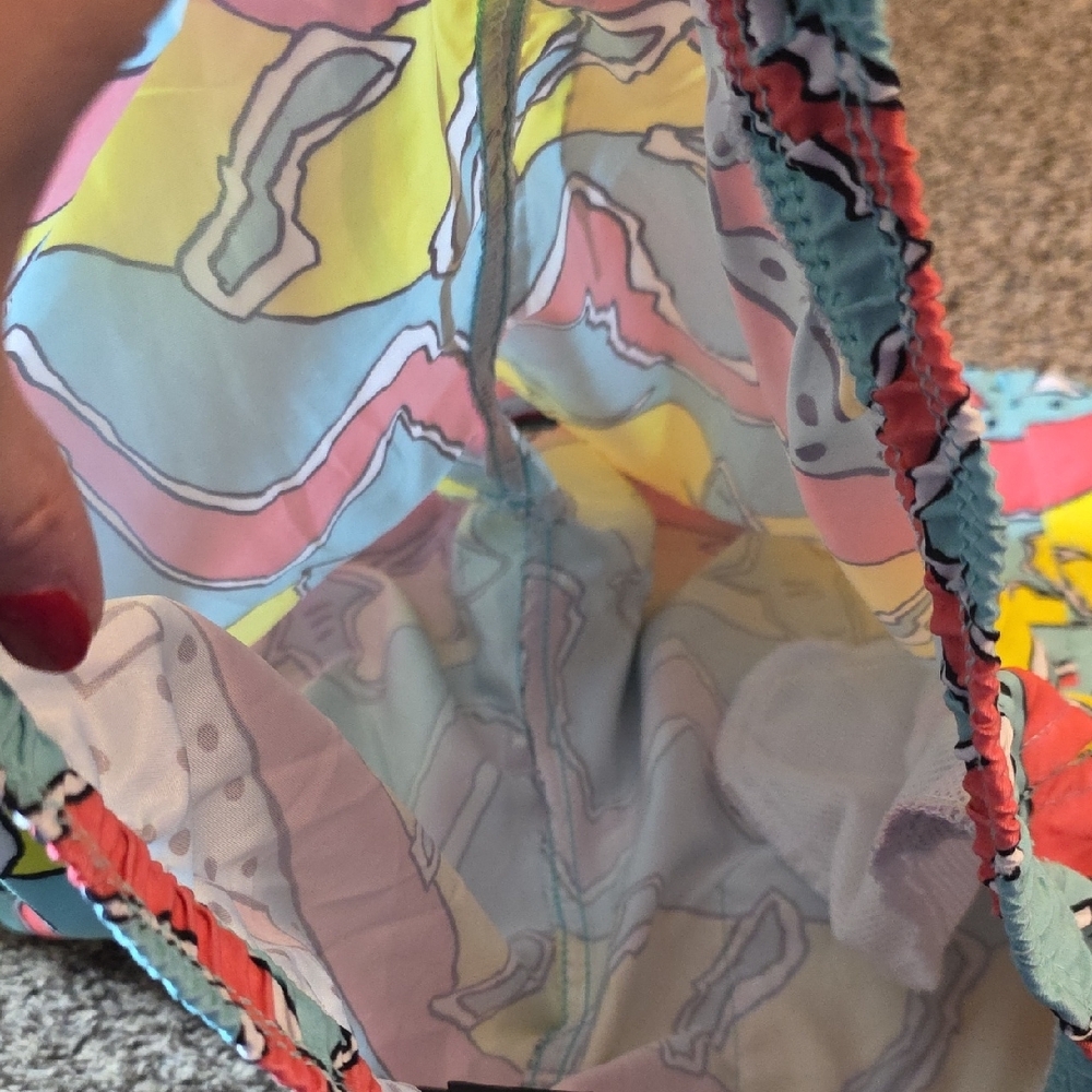 Colorful Shark Print Swim Shorts Size Medium - Picture 7 of 7